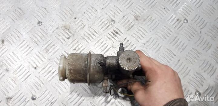 Главный тормозной цилиндр Ниссан Альмера Классик