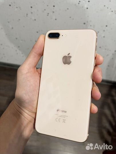 iPhone 8 Plus, 64 ГБ