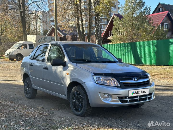 LADA Granta 1.6 МТ, 2013, 122 000 км