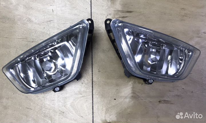 Фара противотуманная Ford Focus 1998 - 2001