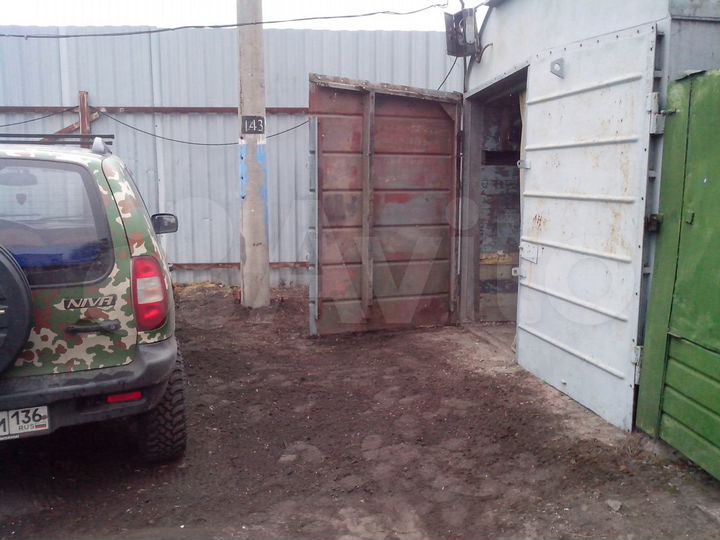 Гараж, > 30 м²