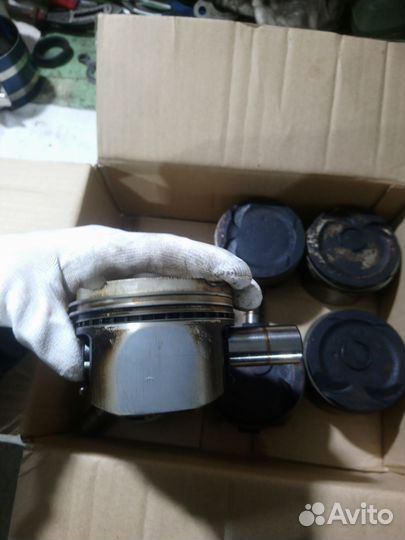 Поршня 2jz-ge vvt-i