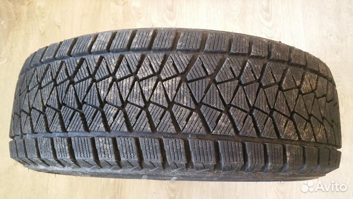 Bridgestone Blizzak DM-V2 225/65 R17 102S