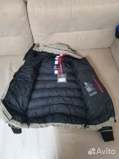 Пуховик зимний мужской moncler