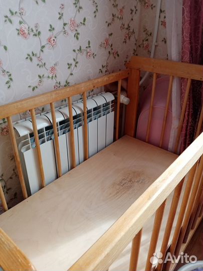 Детская кроватка