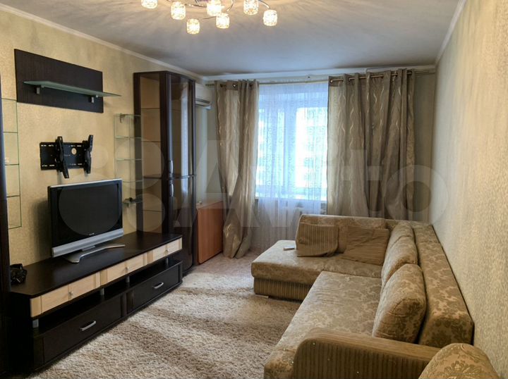 2-к. квартира, 56 м², 9/10 эт.