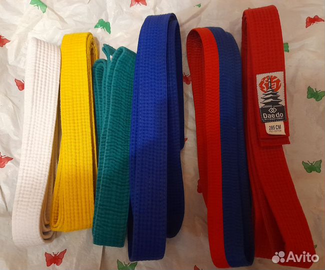 Пояса для единоборств разного цвета