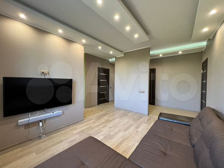 2-к. квартира, 60 м², 6/7 эт.