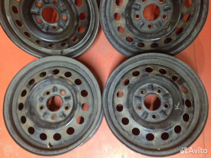 4 шт. Диски 15 5х114,3 DIA 67,1