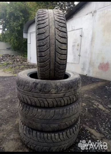 Bridgestone Ice Cruiser 5000 215/60 R16
