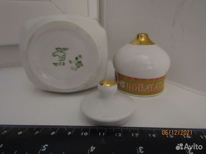 Фарфор вербилки чайницы, штоф, подсвечник