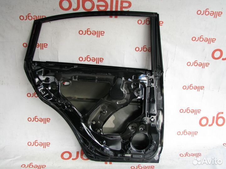 Subaru XV дверь задняя левая