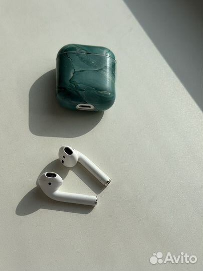 Airpods 2
