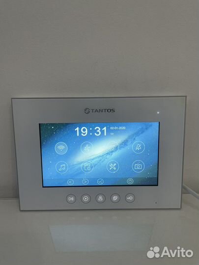 Комплект wi fi монитора+ вызывная панель Tantos