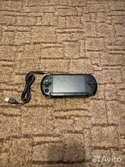 Sony PSP прошитая + игры