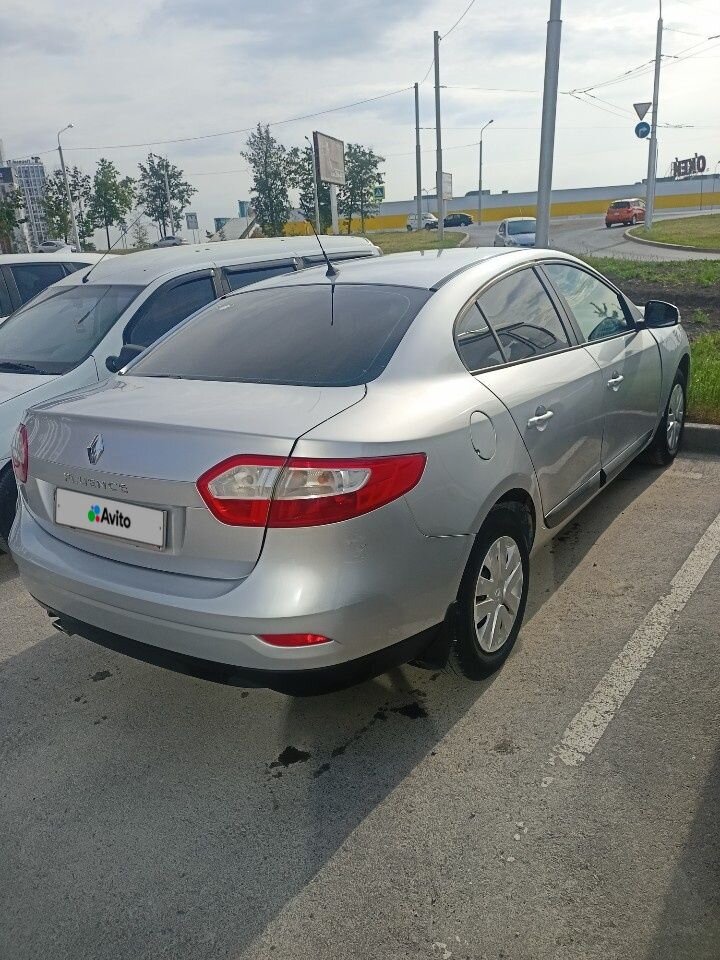 Renault Fluence: фото владельца
