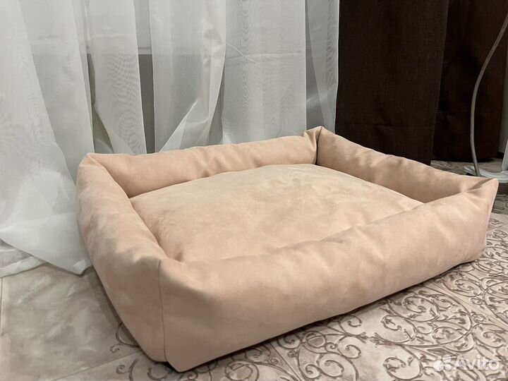 Лежанка для животных кошек собак