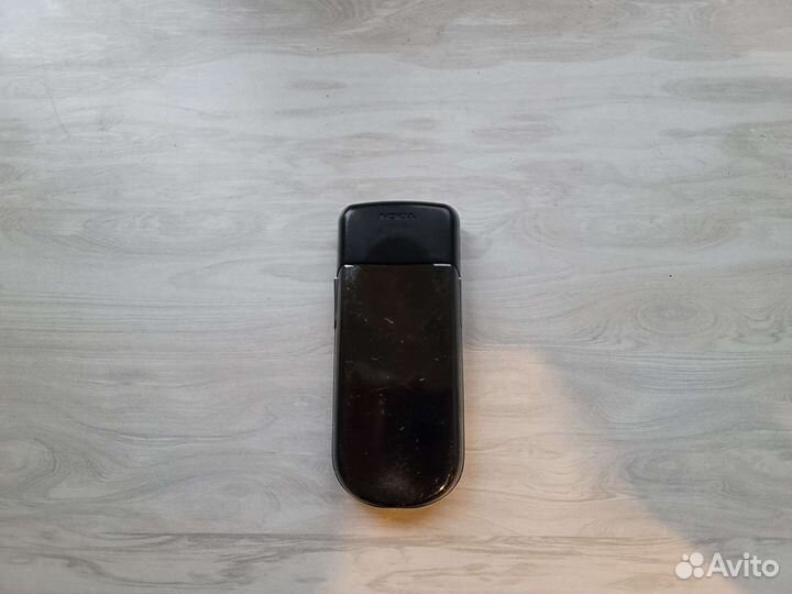 Телефон Nokia 8800 Sirocco