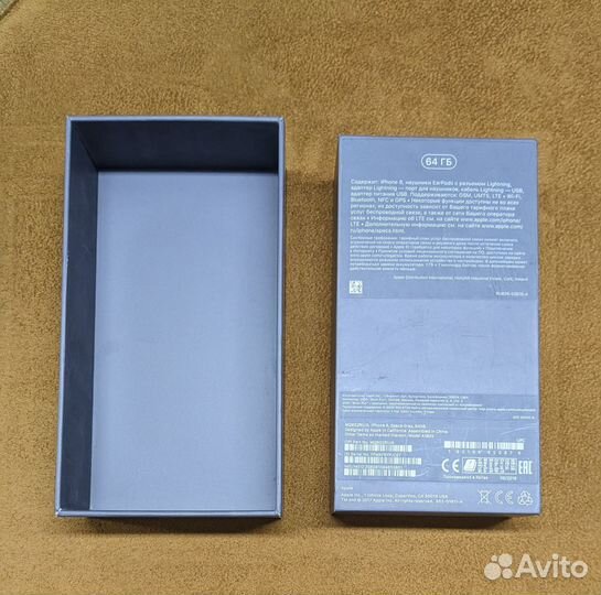 Коробки от iPhone 6S, 8, X