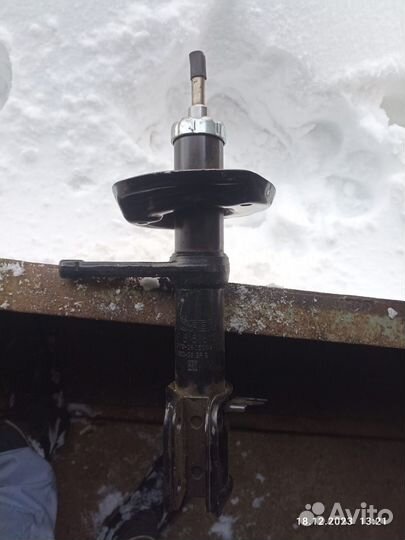 Стойка амортизатора передняя ваз