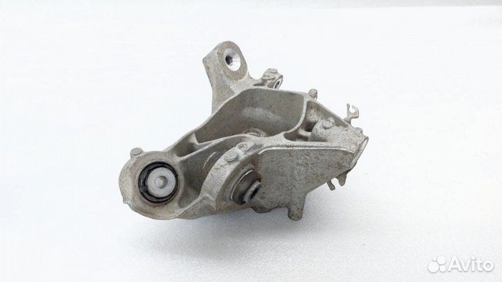 Б/У Кулак поворотный Состояние отличное, оригинал