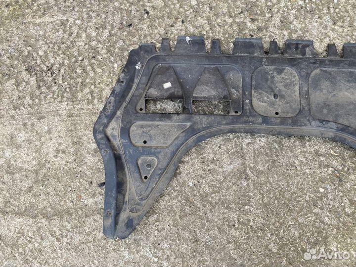 Защита двигателя Volkswagen Golf Plus