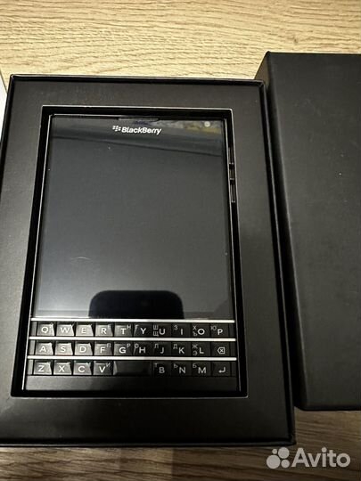 BlackBerry Passport, 3/32 ГБ