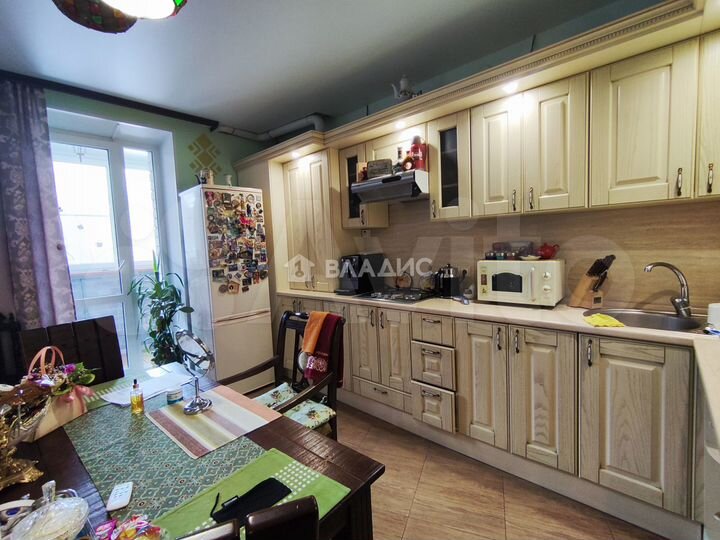 2-к. квартира, 64 м², 4/5 эт.