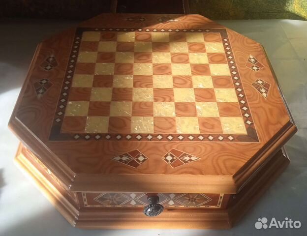 Алко шахматы и helena wood art