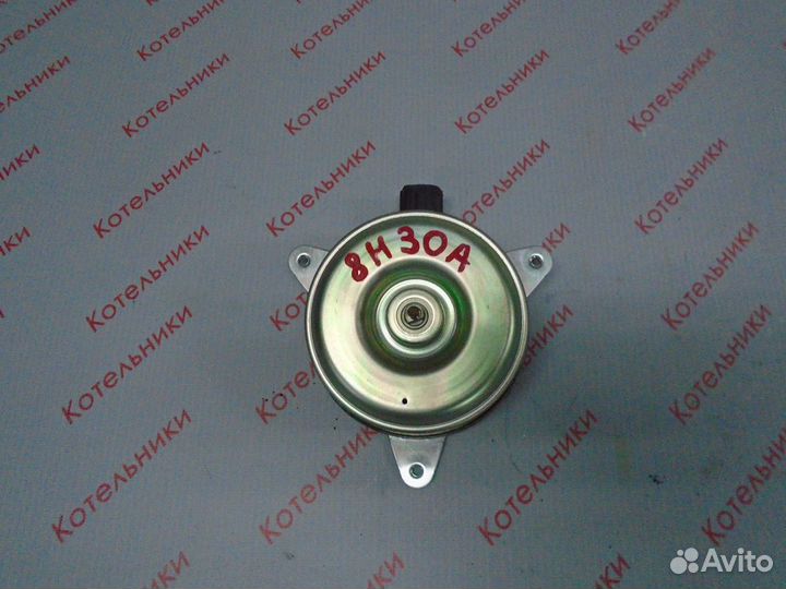 Nissan 21487-8H30A Моторчик вентилятора