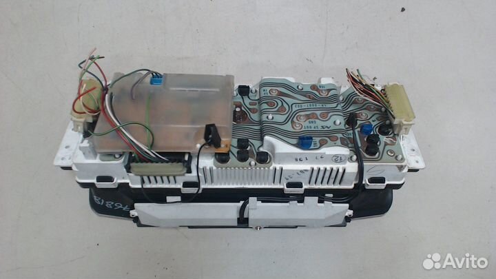 Щиток приборов Land Rover Discovery 1, 1997