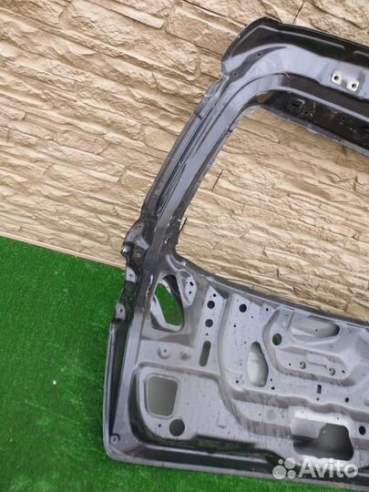 Крышка багажника Субару Аутбек B14 c 2010