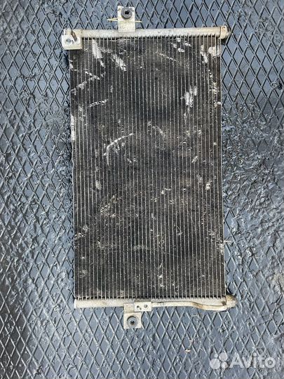 Радиатор кодиционера От хендай H-1, старекс