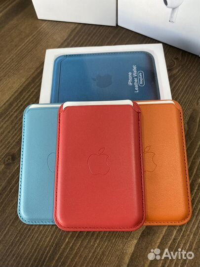 Apple weather wallet