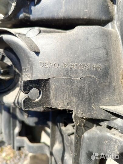 Фонарь задний на Тойота Карина Е 94г