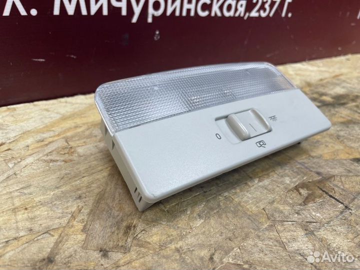 Плафон освещения салона передний Volkswagen Polo