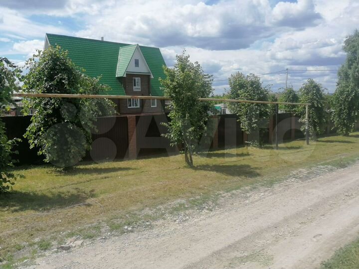 Дом 351,7 м² на участке 21 сот.