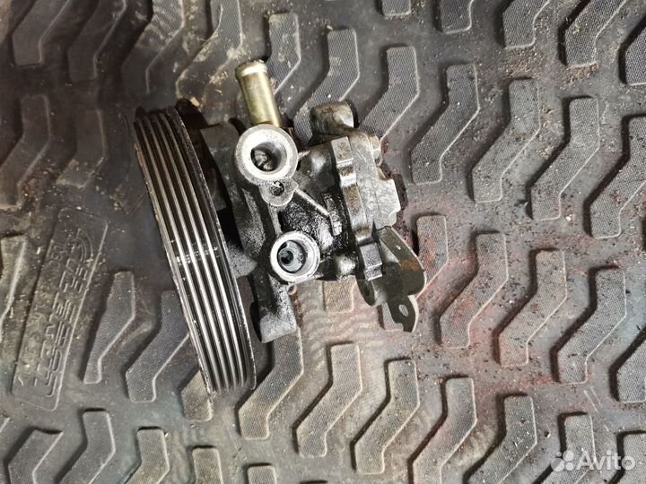 Насос гидроусилителя на Mitsubishi Lancer 9