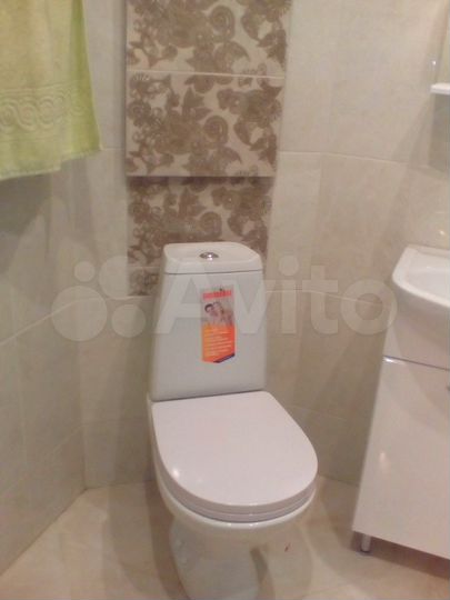 1-к. квартира, 42 м², 1/4 эт.