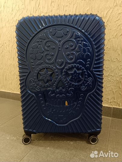 Чемодан на колесах