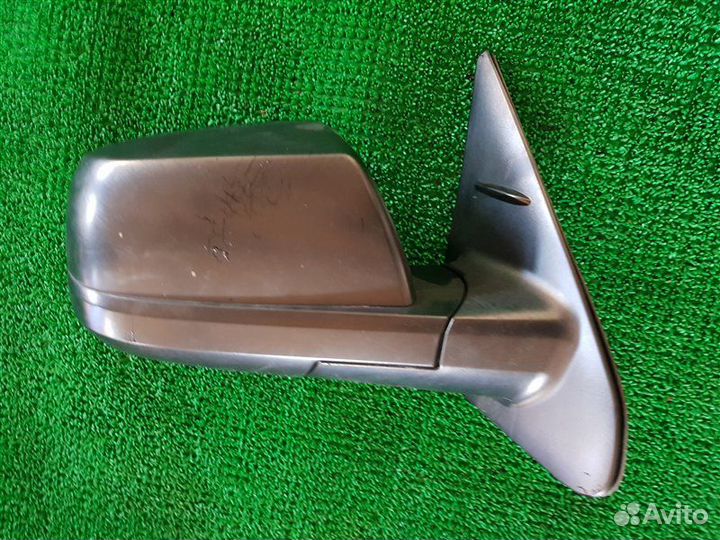 Зеркало прав. Toyota Tundra