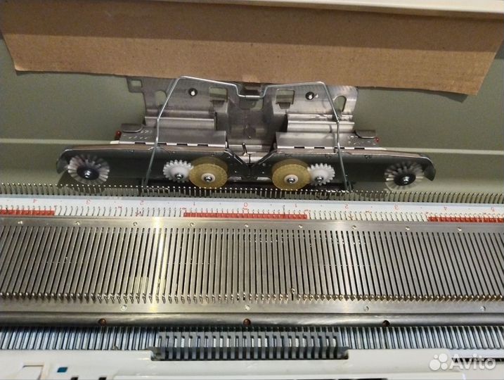 Вязальная машина Silver Reed sk 280 + доп. фантура