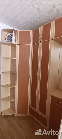 Угловой шкаф с зеркалом бу