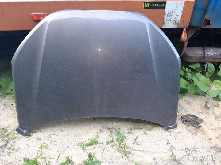 Продам капот granta фл