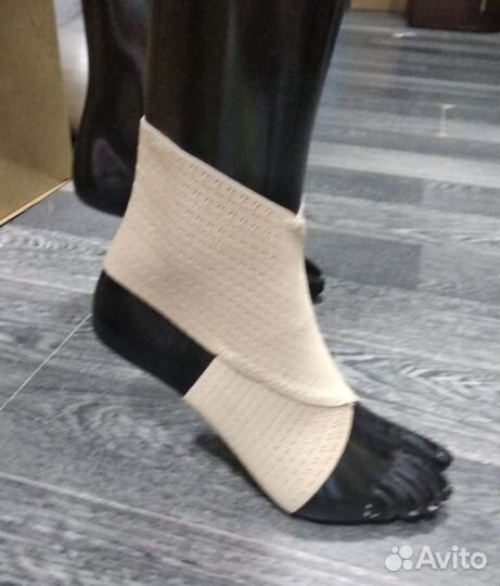 Бандаж эластичный для фиксации голеностопа