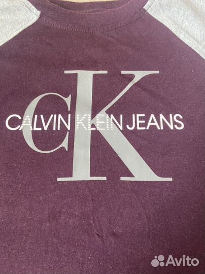 Продам костюм детский calvin klein