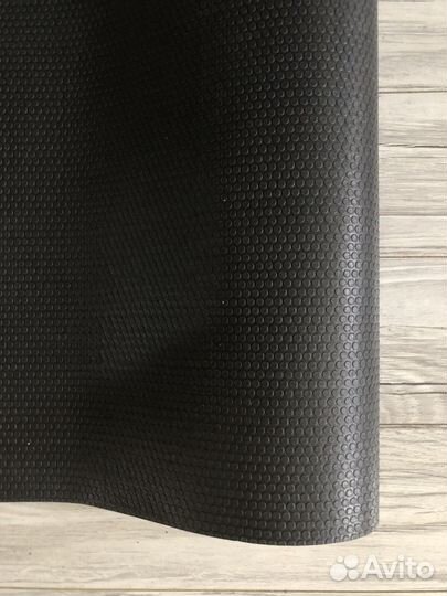 Коврик для йоги и фитнеса