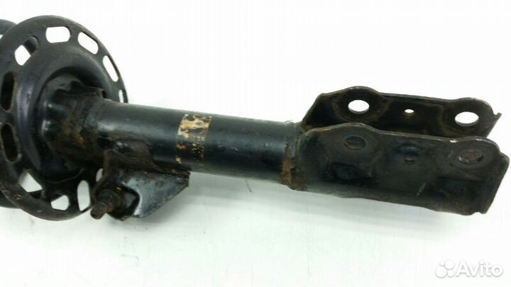 Стойка передняя левая Honda Fit GD1 2005