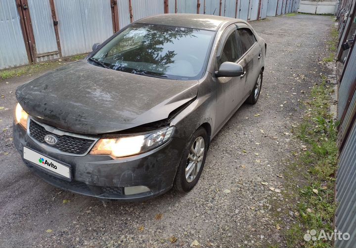 Kia Cerato 1.6 AT, 2011, битый, 179 437 км