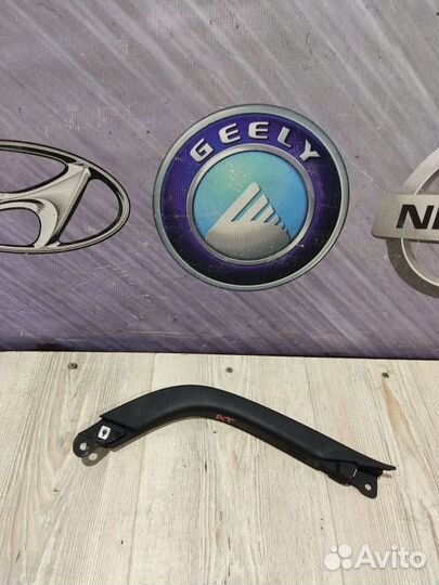 Центральная консоль Geely atlas Прав